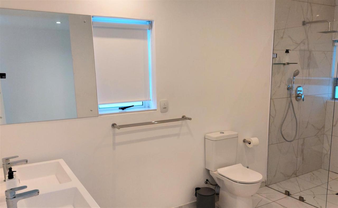 Soli Deo Gloria, Pearl Studio Paternoster Exteriér fotografie